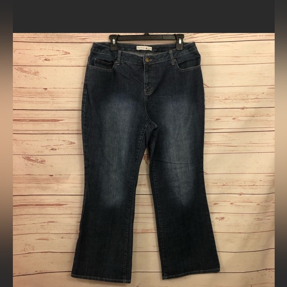 Fashion Bug Jeans Fashion Bug Wide Leg Blue Jeans 6w Petite Poshmark